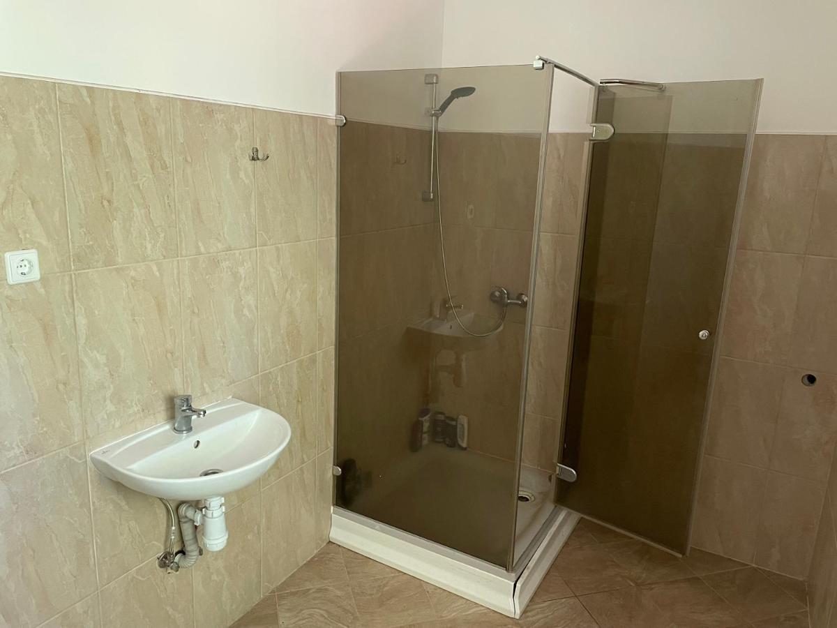 Sveciu Namai Prie Sirvintu Hotel Akmeniai Kültér fotó