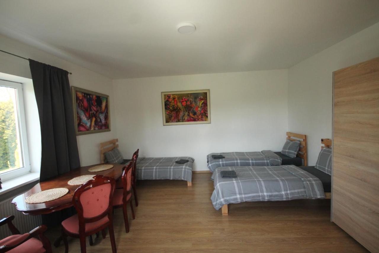 Sveciu Namai Prie Sirvintu Hotel Akmeniai Kültér fotó