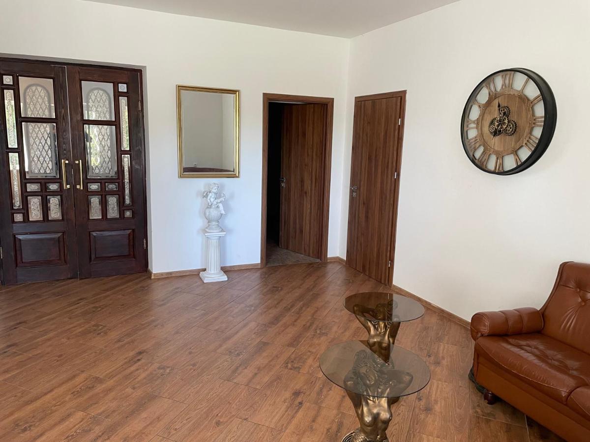 Sveciu Namai Prie Sirvintu Hotel Akmeniai Kültér fotó